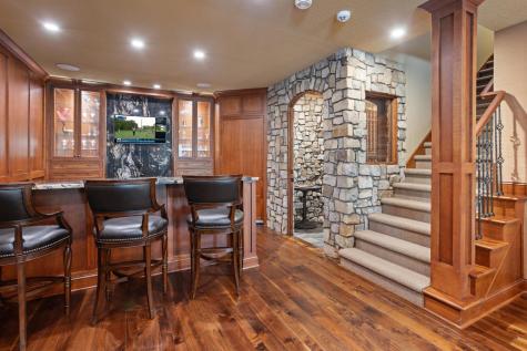 270 North Shore Drive W Mound MN 55364