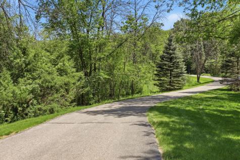 270 North Shore Drive W Mound MN 55364