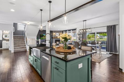 9091 River Rock Drive N Chanhassen MN 55317