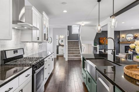 9091 River Rock Drive N Chanhassen MN 55317