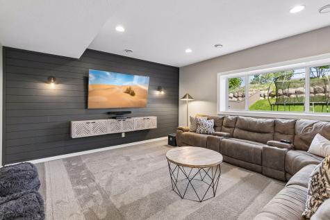 9091 River Rock Drive N Chanhassen MN 55317