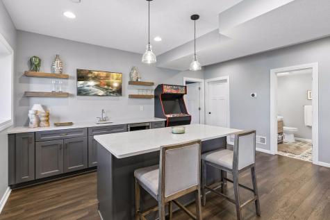 9091 River Rock Drive N Chanhassen MN 55317