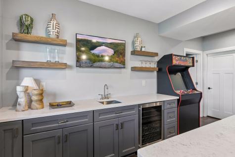 9091 River Rock Drive N Chanhassen MN 55317