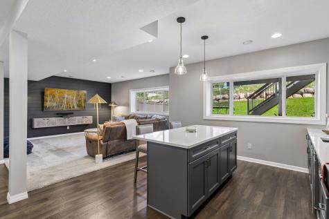 9091 River Rock Drive N Chanhassen MN 55317