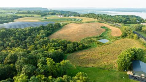 32979 County Road 1 La Crescent MN 55947