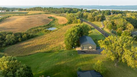 32979 County Road 1 La Crescent MN 55947