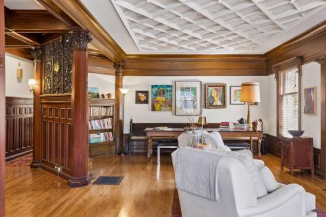 1807 Dupont Avenue S Minneapolis MN 55403