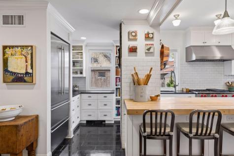 1807 Dupont Avenue S Minneapolis MN 55403