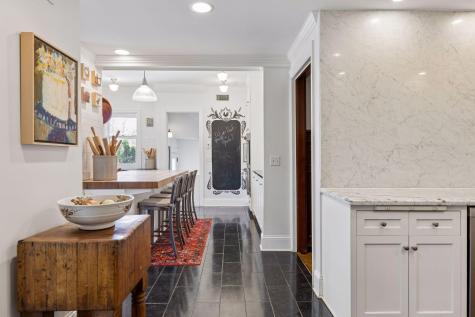 1807 Dupont Avenue S Minneapolis MN 55403