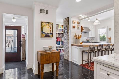 1807 Dupont Avenue S Minneapolis MN 55403