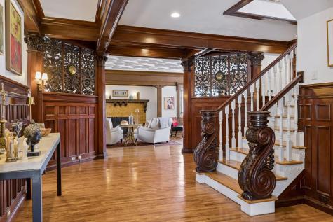 1807 Dupont Avenue S Minneapolis MN 55403