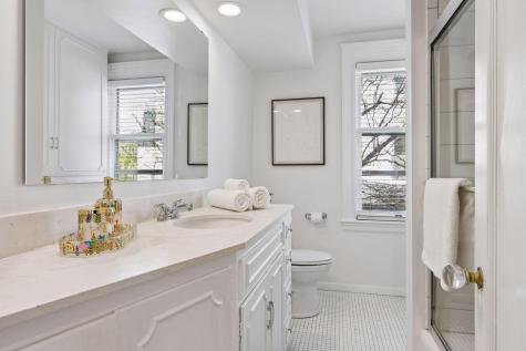 1807 Dupont Avenue S Minneapolis MN 55403