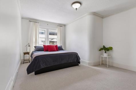 1807 Dupont Avenue S Minneapolis MN 55403