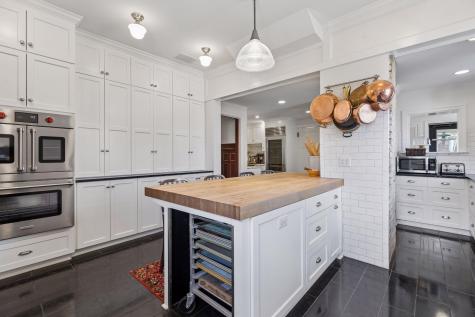 1807 Dupont Avenue S Minneapolis MN 55403