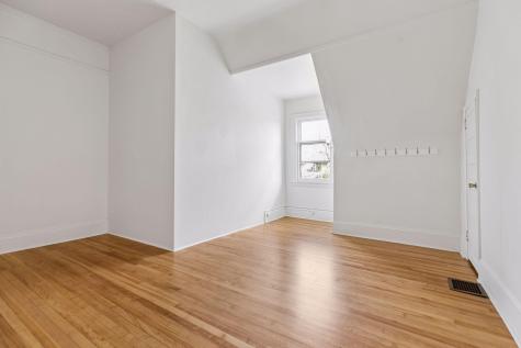 1807 Dupont Avenue S Minneapolis MN 55403