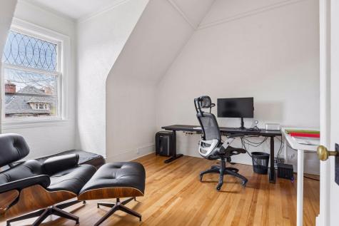 1807 Dupont Avenue S Minneapolis MN 55403