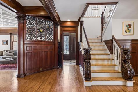 1807 Dupont Avenue S Minneapolis MN 55403