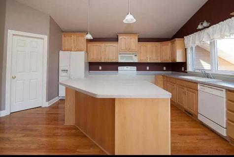 717 S Shore Drive Detroit Lakes MN 56501