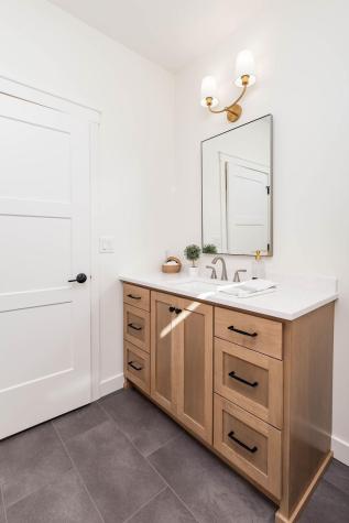 1970 Burlington Drive West Fargo ND 58078