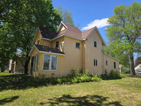 410 E Ciro Street Truman MN 56088