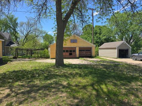 410 E Ciro Street Truman MN 56088