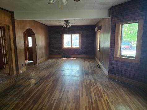 410 E Ciro Street Truman MN 56088