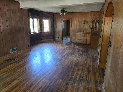 410 E Ciro Street Truman MN 56088