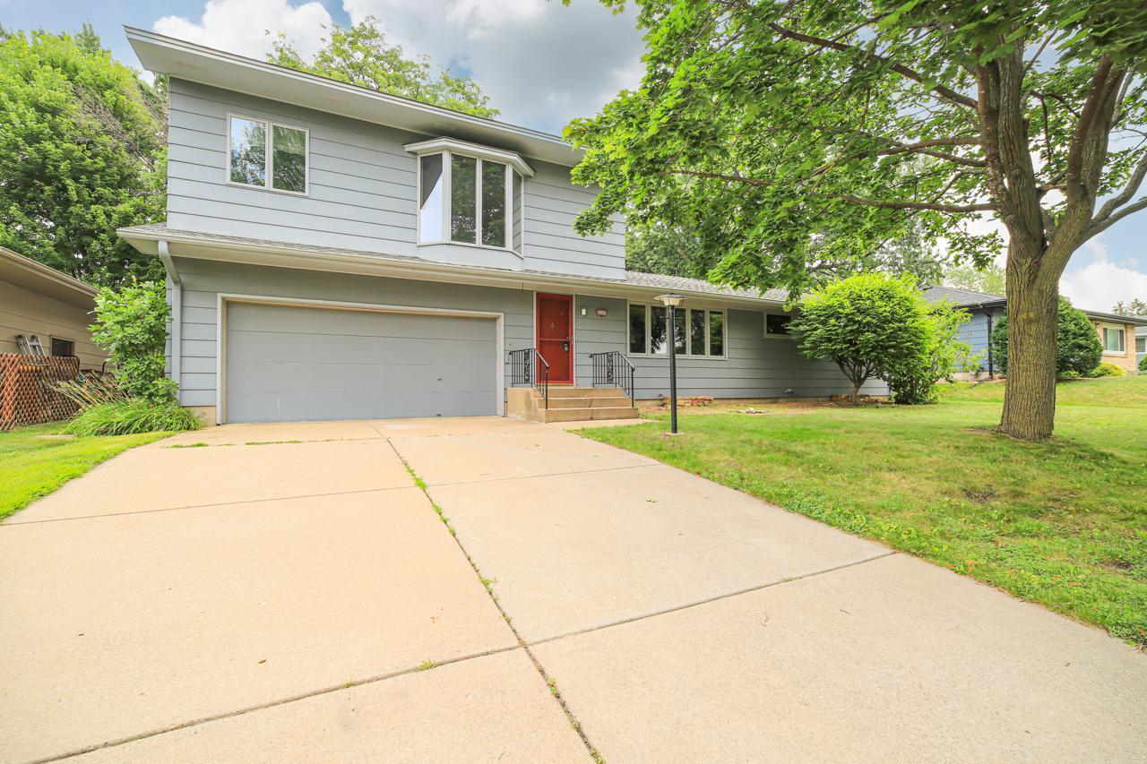 4640 Ensign Avenue N New Hope MN 55428