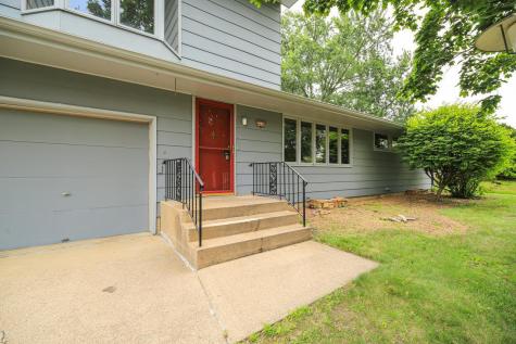 4640 Ensign Avenue N New Hope MN 55428