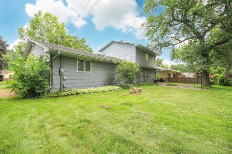 4640 Ensign Avenue N New Hope MN 55428