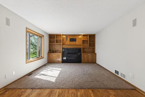 4696 Weston Hills Drive Eagan MN 55123