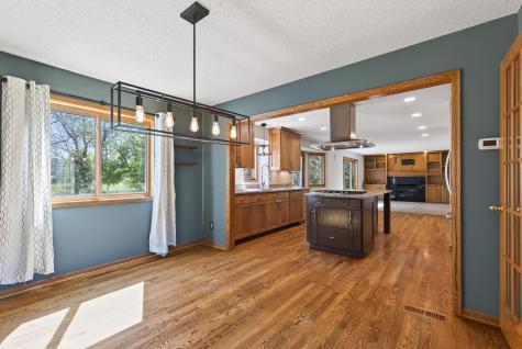 4696 Weston Hills Drive Eagan MN 55123