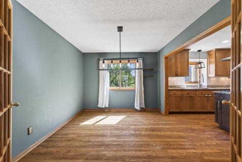 4696 Weston Hills Drive Eagan MN 55123