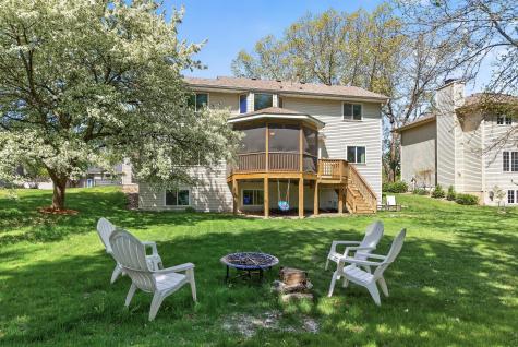 4696 Weston Hills Drive Eagan MN 55123