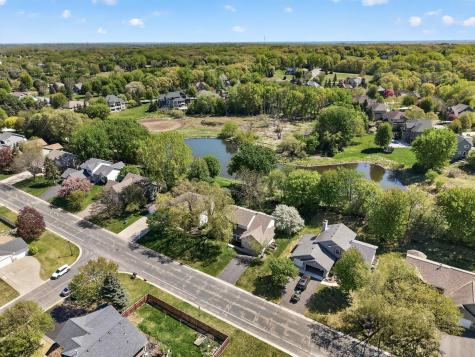 4696 Weston Hills Drive Eagan MN 55123