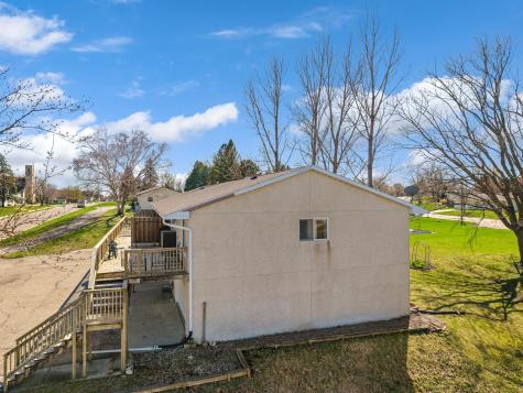 817 Kingston Street N Caledonia MN 55921