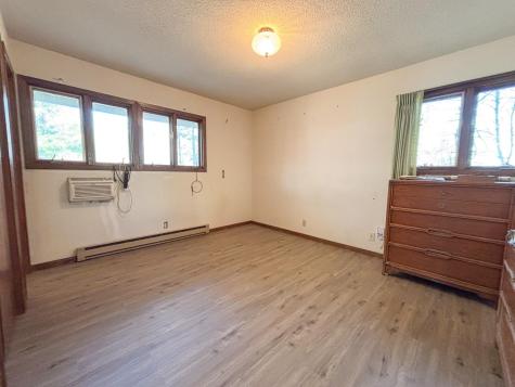 25494 Heilberger Lane Erhard MN 56534