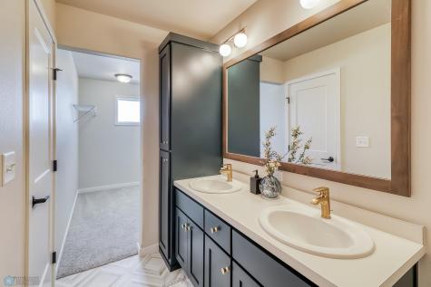 6159 Martin Lane W West Fargo ND 58078