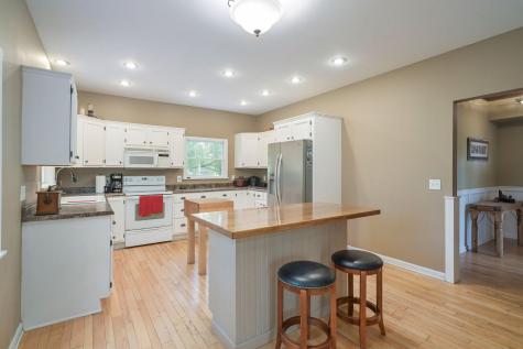 5510 Bryant Street Maple Plain MN 55359