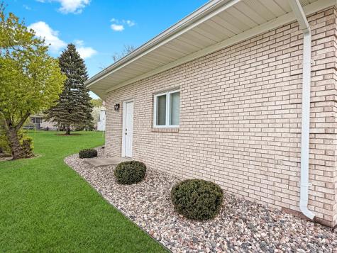 103 Whitney Circle Marshall MN 56258