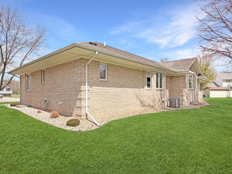 103 Whitney Circle Marshall MN 56258