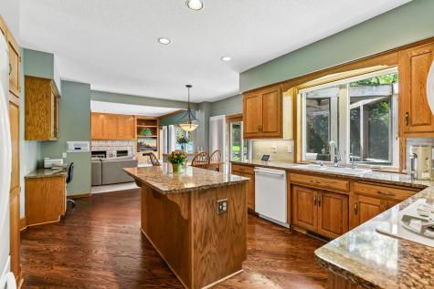 6820 Lorena Lane Eden Prairie MN 55346