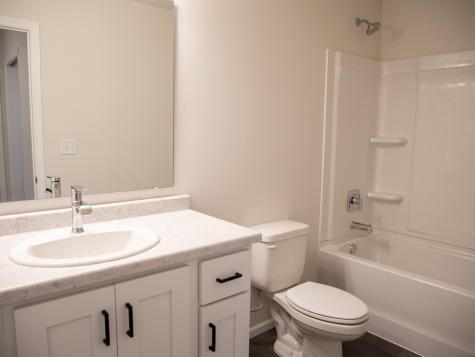 6704 Meadow View Drive S Fargo ND 58104