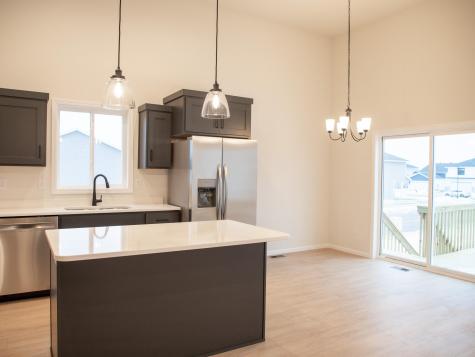 6704 Meadow View Drive S Fargo ND 58104