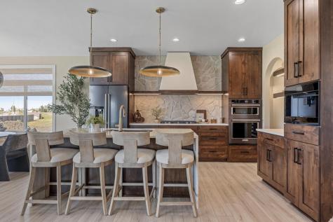 6833 Sunrise Point Horace ND 58047