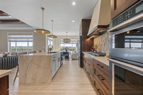 6833 Sunrise Point Horace ND 58047