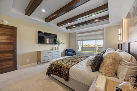 6833 Sunrise Point Horace ND 58047