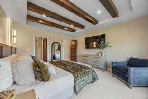 6833 Sunrise Point Horace ND 58047