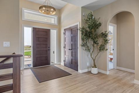 6833 Sunrise Point Horace ND 58047