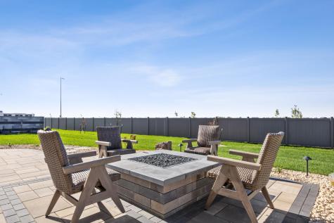 6833 Sunrise Point Horace ND 58047